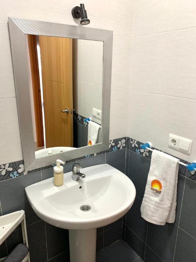 Apartamento Marinero By Solymar Holiday Torre Del Mar Luaran gambar