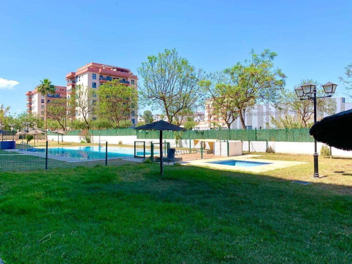 Apartamento Marinero By Solymar Holiday Torre Del Mar Luaran gambar