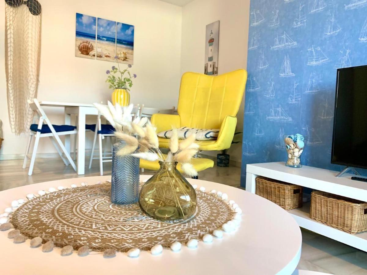 Apartamento Marinero By Solymar Holiday Torre Del Mar Luaran gambar
